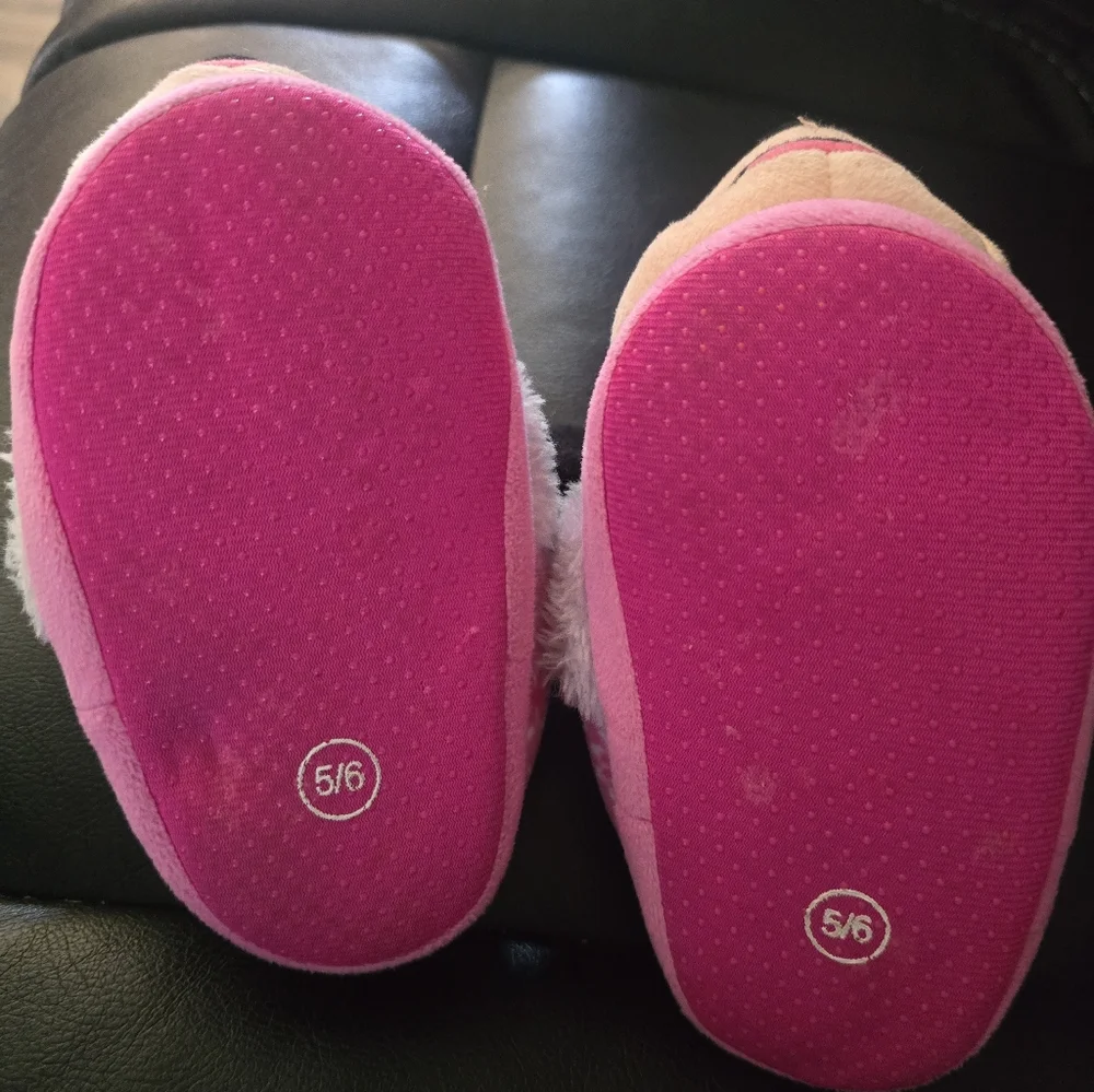 Disney Minnie Mouse 5/6 Girls Slippers